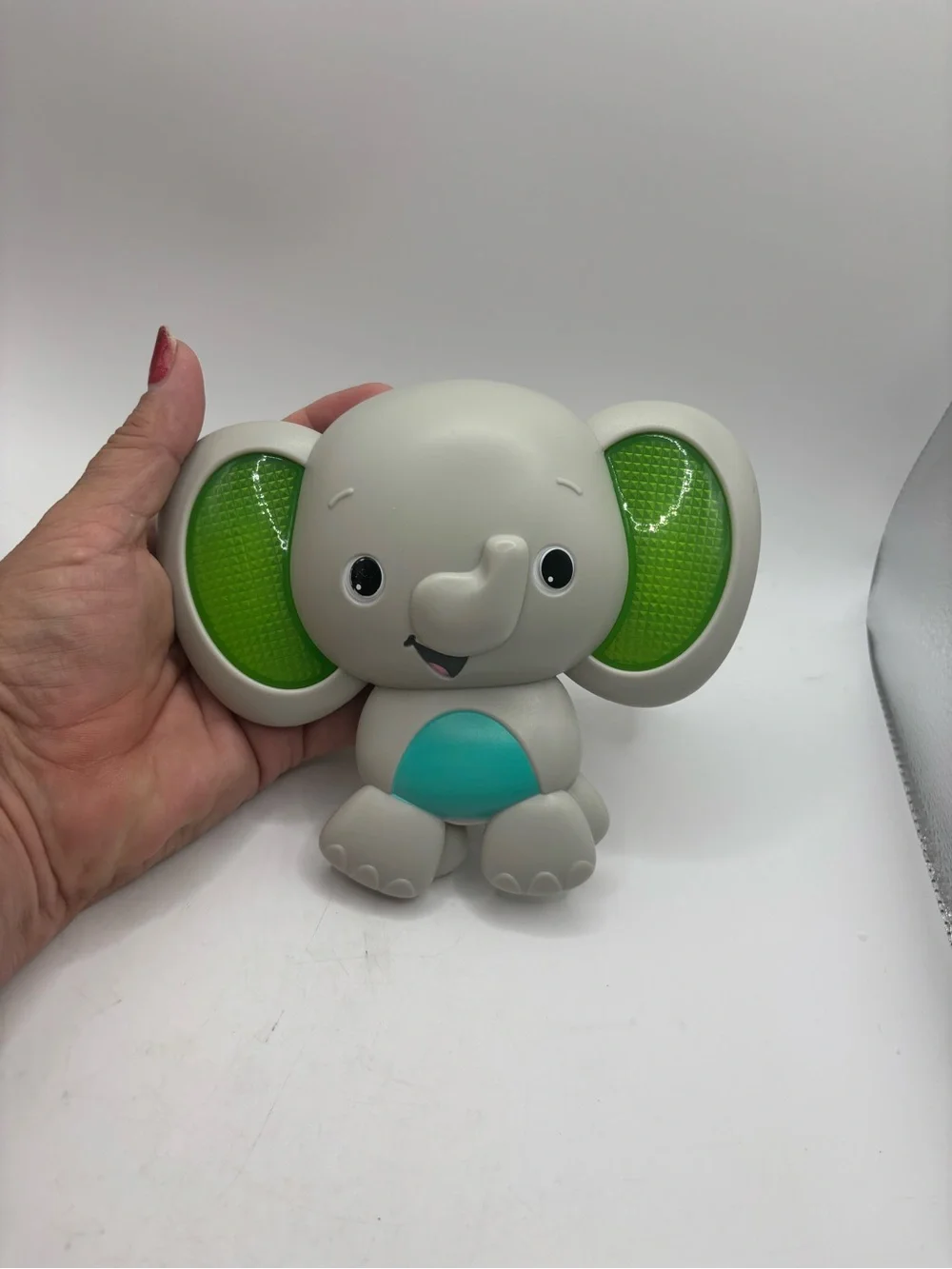 VTG Kids II Inc Light Up Musical Sounds Elephant Toy Music Box Tested Green